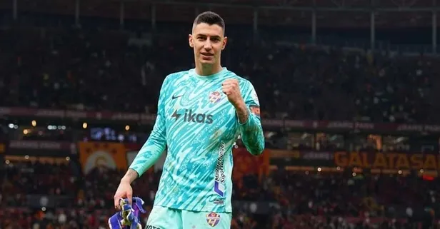 Galatasaray'da Muslera'nın yerine 2 aday! Sürpriz isim listeye girdi