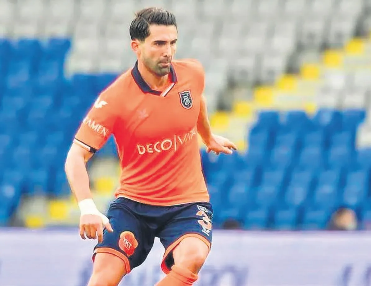 Kartal’dan sol bek atağı