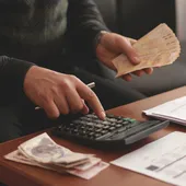 49 50 55 yaş altına erken emeklilik kılavuzu geldi! 1800 prim gün indirimiyle kadın-erkek hesap tablosu