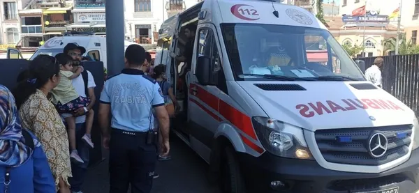 son-dakika-sehir-hatlari-vapuru-karakoy-iskelesine-carpti-yaralilar-var-1656760732370.jpg SON DAKİKA: Şehir Hatları Vapuru Karaköy İskelesi'ne çarptı! Yaralılar var-4