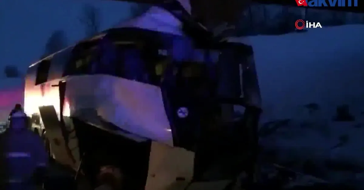 Rusya’da korkunç kaza: 5 ölü, 21 yaralı