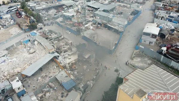 SON DAKİKA: Ümraniye'de ortalık karıştı! Ateşe verip polise taşlarla saldırdılar - 23