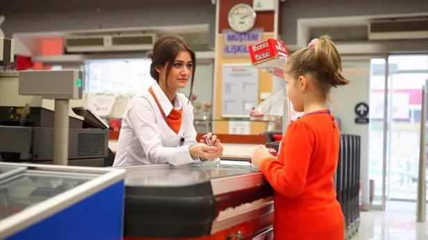 bimden-ardi-ardina-is-ilanlari-3700-tl-ile-4750-tl-arasi-maasla-bu-illerde-personel-alimi-kasa-reyon-personeli-vasifsiz-eleman-1638345944998.jpg Kasa reyon personeli, vasıfsız eleman... BİM'den ardı ardına iş ilanları! 3.700 TL ile 4.750 TL arası maaşla bu illerde personel alımı!-2