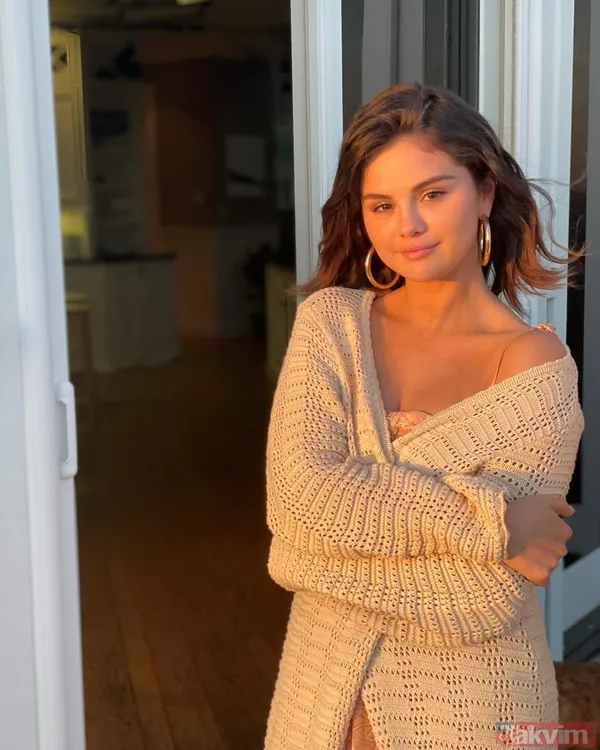 Dünyaca ünlü yıldız Selena Gomez sevgilisi Benny Blanco ile evleniyor! İşte nişan yüzüğü... - 2