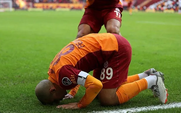 galatasaray-cezayirli-yildizi-feghouli-ile-yeniden-masaya-oturmaya-hazirlaniyor-1645726594513.jpeg