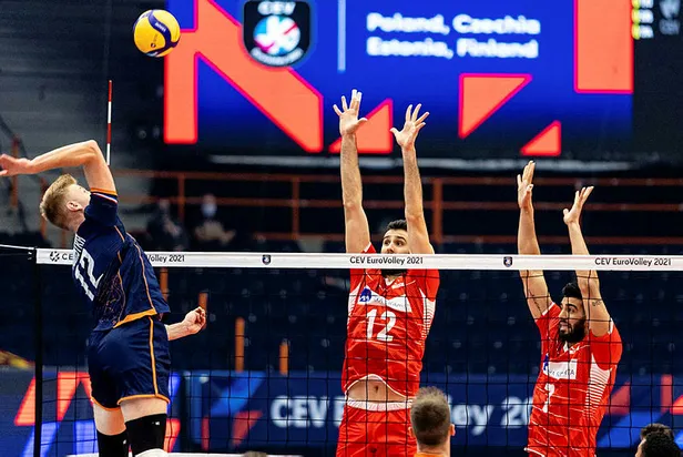 turkiye-sirbistan-maci-saat-kacta-filenin-efeleri-turkiye-sirbistan-ceyrek-final-voleybol-maci-hangi-kanalda-canli-yayinlanacak-1631213911816.jpg Filenin Efeleri Türkiye - Sırbistan çeyrek final voleybol maçı hangi kanalda CANLI yayınlanacak? Türkiye Sırbistan maçı saat kaçta?-2