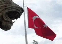 Eskimiş bayrakları imha edecekler
