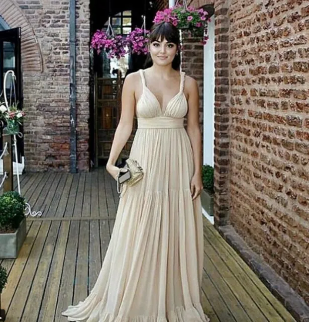 Giydiği kıyafet olay oldu - 1