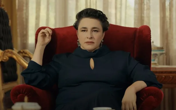 baska-yere-gidiyor-cukurovada-pes-pese-ucuncu-ayrilik-kalemi-kirildi-masumluk-oyunu-elinde-patlayacak-1609576217060.jpg Farklı bir yere gidiyor! Bileti kesildi! Biz zamanlar Çukurova'da ardı ardına ayrılık rüzgarı! Masumluk oyunu tutmadı-3