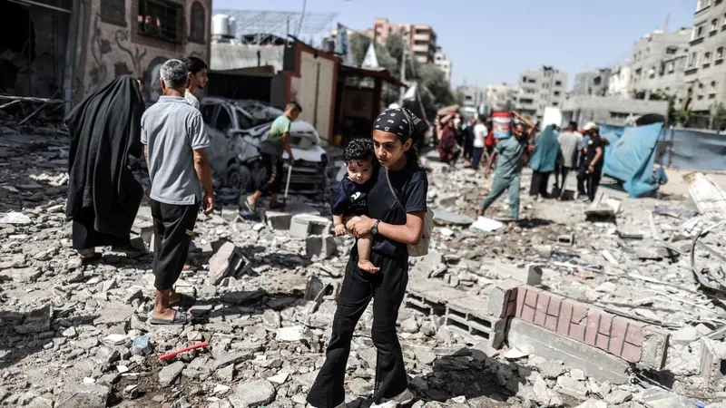 israilli-emniyet-yetkilileri-refah-ateskesi-icin-tarih-mi-verdi-2-hafta-icinde-1718403978175.jpg İsrailli emniyet yetkilileri Refah ateşkesi için tarih mi verdi! 2 hafta içinde...-2