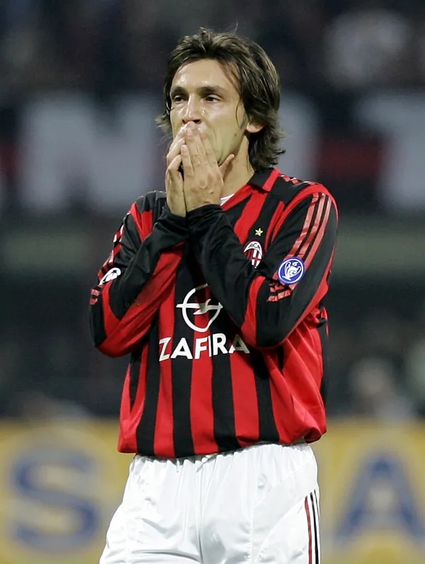 karagumrukte-pirlo-ruyasi-gercek-oluyor-mujde-verildi-1654841998996.jpg Karagümrük'te Pirlo rüyası gerçek oluyor! Müjde verildi...-7