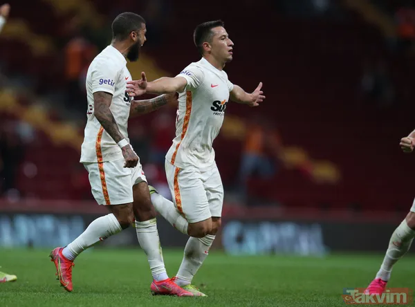 Aslan'da sınıfta kaldı! Süper Lig ekibi istiyor... - 2