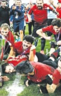 Türk sporu zirve yaptı