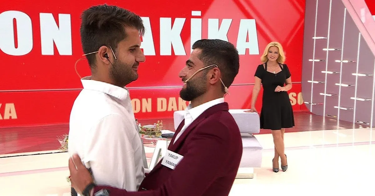 Vedat Alexander Şen 33 yıl sonra kardeşleriyle buluştu! Müge Anlı'da büyük kavuşma
