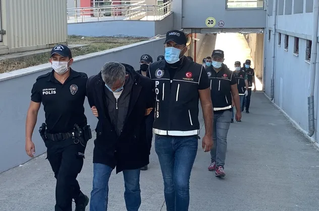 Adana'da torbacı operasyonu