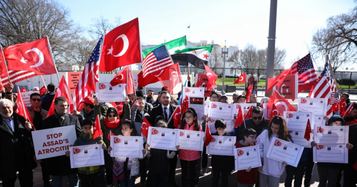 Son dakika: Beyaz Saray önünde Türkiye’ye destek gösterisi