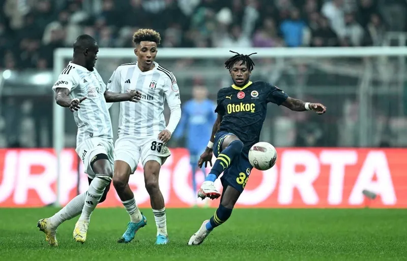 fenerbahce-besiktas-derbisi-icin-geri-sayim-hangi-11ler-sahada-olacak-ilginc-notlar-en-cok-golu-kim-atti-en-fa-1714204309106.jpeg Fenerbahçe-Beşiktaş derbisi için geri sayım! Hangi 11'ler sahada olacak? İlginç notlar: En çok golü kim attı? En farklı kazanılan maç...-2