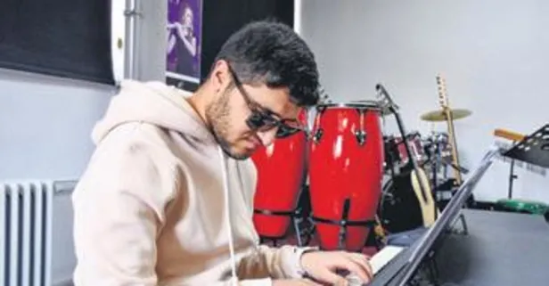 Van’da görme engelli gencin müzik dünyasına yolculuğu!