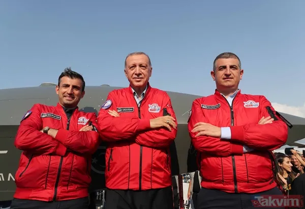 SON DAKİKA: Başkan Recep Tayyip Erdoğan Samsun TEKNOFEST'te KIZIELMA ve HÜRKUŞ'u imzaladı - 10