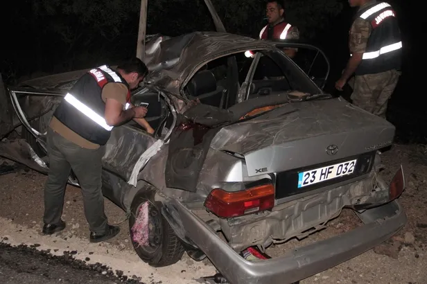 Yollar kan gölüne döndü-14
