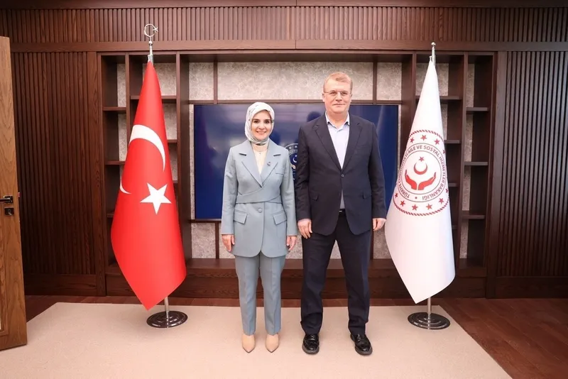 Aile ve Gençlik Fonu'nda 4715 genç 4765 bebek! Bakan Göktaş duyurdu: Doğum ve babalık izni artıyor | Evde bakım ücretine "memur" ayarı-3