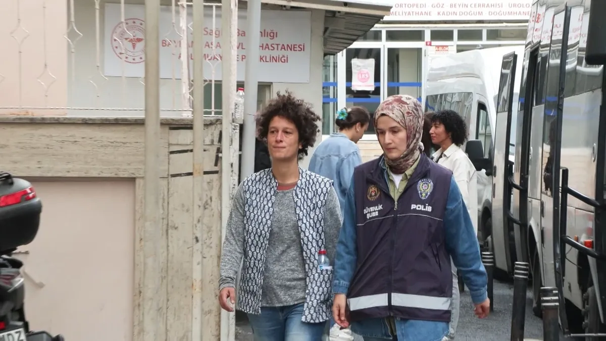 ailem-guvende-operasyonu-hazimsizligi-caglayanda-sapkin-provokasyon-1789563243646.jpeg 'Ailem Güvende' operasyonu hazımsızlığı: Çağlayan'da sapkın provokasyon-7