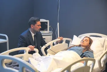 'Aynadaki Yabancı' ekrana kilitledi
