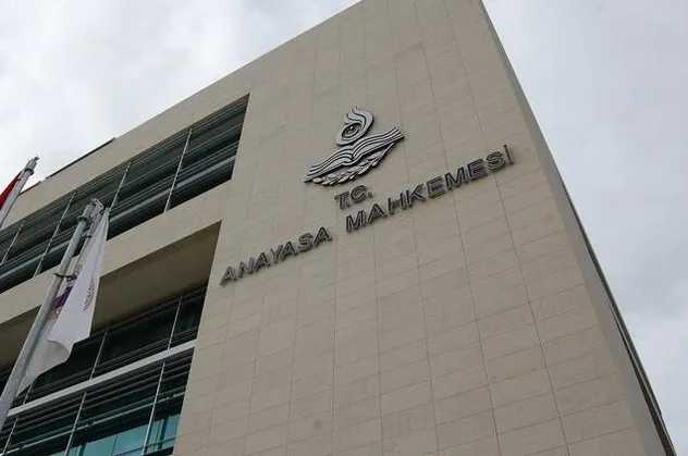 6 siyasi parti hakkında suç duyurusu