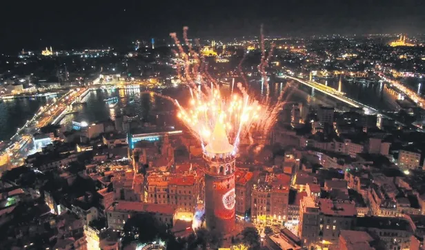 galata-kulesi-acildi-1602019923804.jpeg Galata Kulesi restorasyon çalışmalarının ardından açıldı-1