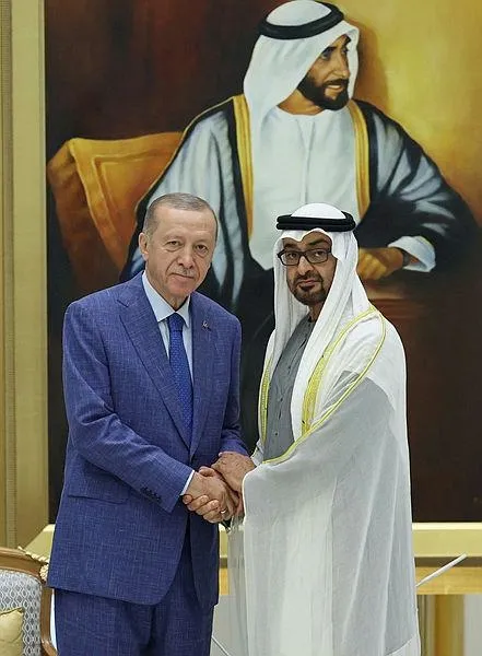Başkan Erdoğan BAE'de resmi törenle karşılandı! 50.7 milyar dolarlık anlaşma imzalandı: Ticarette yeni hedef-6