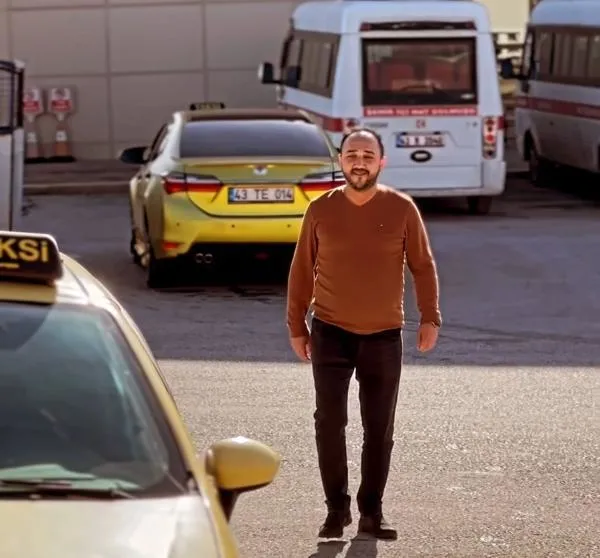 Kütahya'da kan donduran kaza: Takla atıp alev alan otomobilde hayatını kaybetti-5