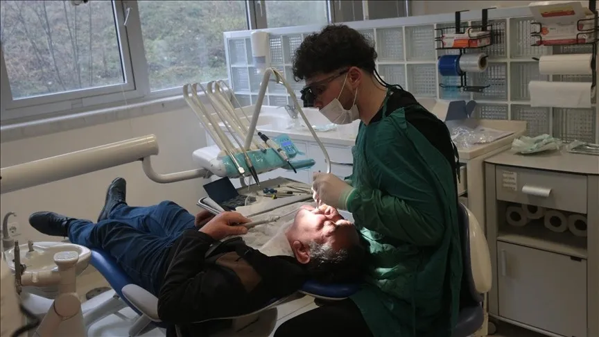 bu-hatalar-endise-verir-1782622433054.jpeg Bu hatalar endişe verir: Diş fırçalamak yetmiyor-6
