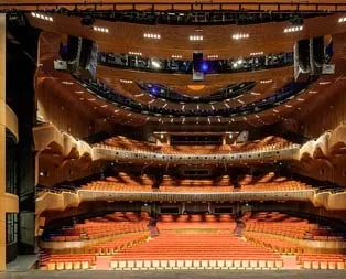 Mercedes’den yeni sponsorluk