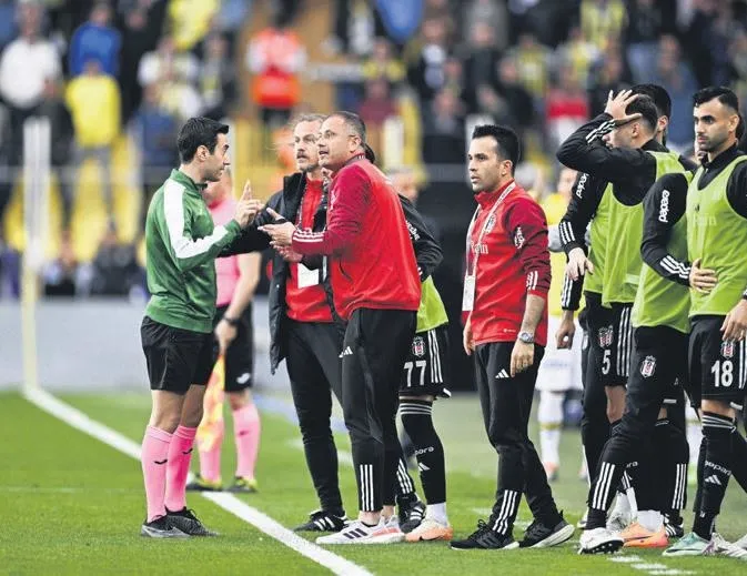 10 kişiyle kora kor oynadık