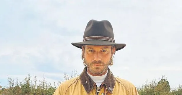 Kıvanç Tatlıtuğ Instagram'a bir girdi pir girdi! Hem Indiana Jones hem David Beckham...