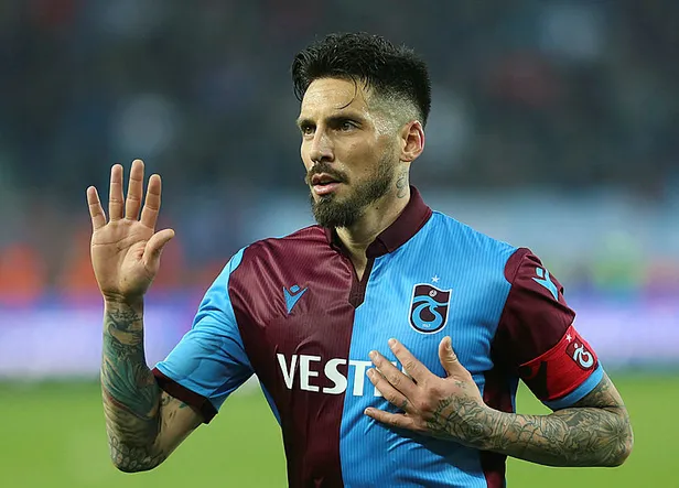 Trabzonspor Başkanı Ahmet Ağaoğlu ve Jose Sosa açıklamalarda bulundu: Geldiğimiz nokta bazılarını rahatsız etmiştir-9