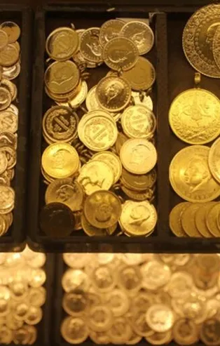 Altın fiyatları yeni güne çok sert gerileyerek başladı! Uzmanlardan "altın fiyatları daha da gerileyebilir" uyarısı