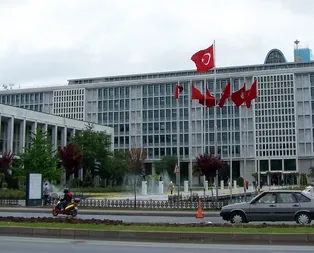 İmamoğluna ulaşılamıyor! Meclis üyelerine randevu vermeyip makam odasının önünde bekletiyor!