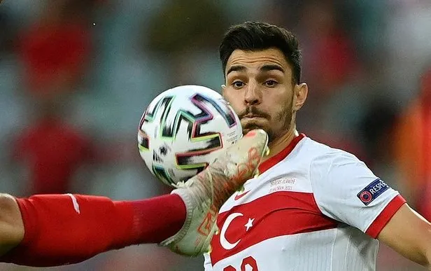 galatasaray-ve-fenerbahce-kaan-ayhan-transferi-icin-karsi-karsiya-1624481904163.jpeg