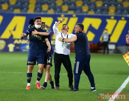 Kanarya zorlu maçta Sivasspor’u ağırlıyor! İşte Fenerbahçe - Sivasspor maçının ilk 11’leri