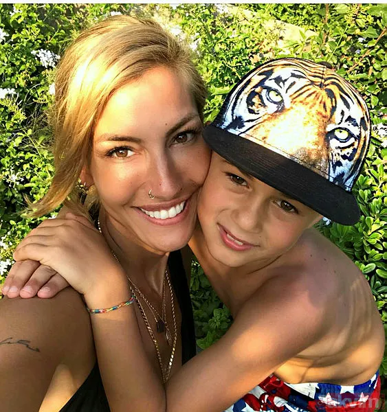 Çağla Şıkel eski eşi Emre Altuğ'un aşk haberlerini sunmayacağını söyledi! - 21