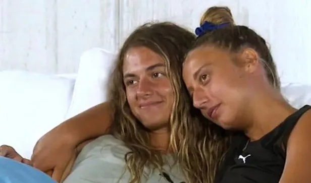Acun Ilıcalı üstlerini çizecek Survivor kalça dansı skandalı ifşası 'twerk yaptık yayınlamamış' Aleyna Kalaycıoğlu ve Çalışkan...-4