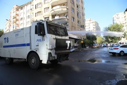Polis dağılmayan HDP’lilere müdahale etti
