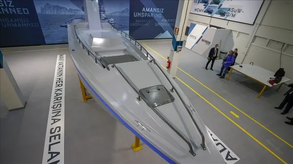 son-dakika-mavi-vatan-ile-bulustu-turkiyenin-ilk-silahli-insansiz-deniz-araci-ulaq-1613118043950.jpg SON DAKİKA: Mavi Vatan ile buluştu! Türkiye'nin ilk silahlı insansız deniz aracı ULAQ-5