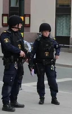 İsveç'te PKK kanalına polis baskını