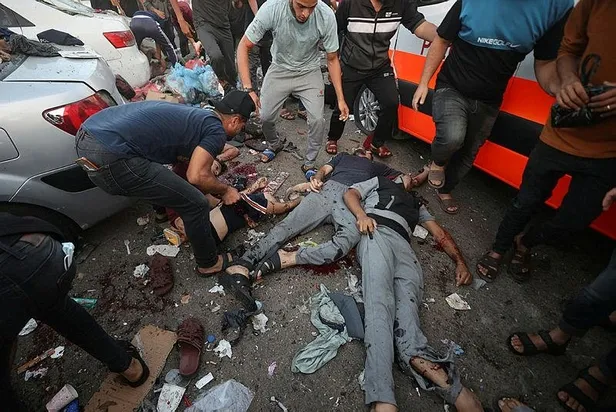rusya-devlet-baskani-vladimir-putin-gazzede-yasananlara-tepki-gostermeyen-tas-kalplidir-1699034446117.jpeg Rusya Devlet Başkanı Vladimir Putin: Gazze'de yaşananlara tepki göstermeyen taş kalplidir-5