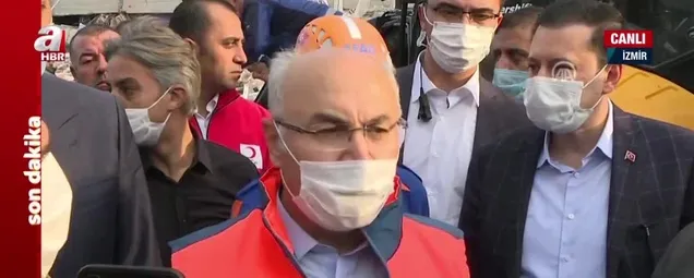 İzmir Valisi Yavuz Selim Köşgerden son dakika deprem açıklaması
