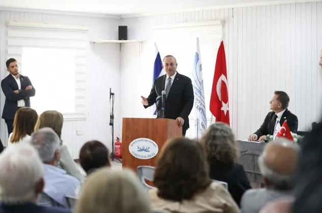 Dışişleri Bakanı Mevlüt Çavuşoğlu, Tel Aviv'de İsrail-Türkiye İş Konseyi üyeleriyle bir araya geldi