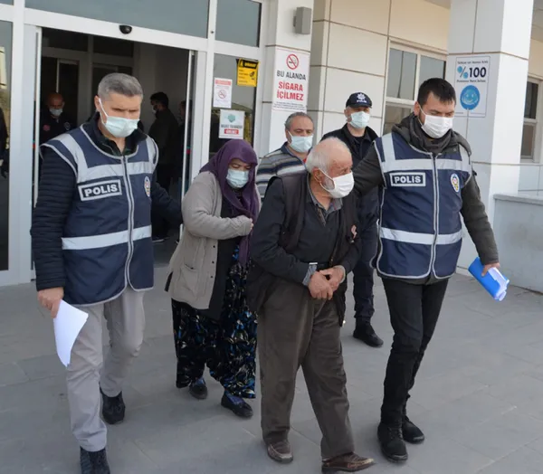 aksarayda-miras-kavgasi-gelin-oldu-otopside-4-bicak-darbesi-aldigi-tespit-edildi-1617458864215.jpg Aksaray'da miras kavgası! Gelin öldü! Otopside 4 bıçak darbesi aldığı tespit edildi-2