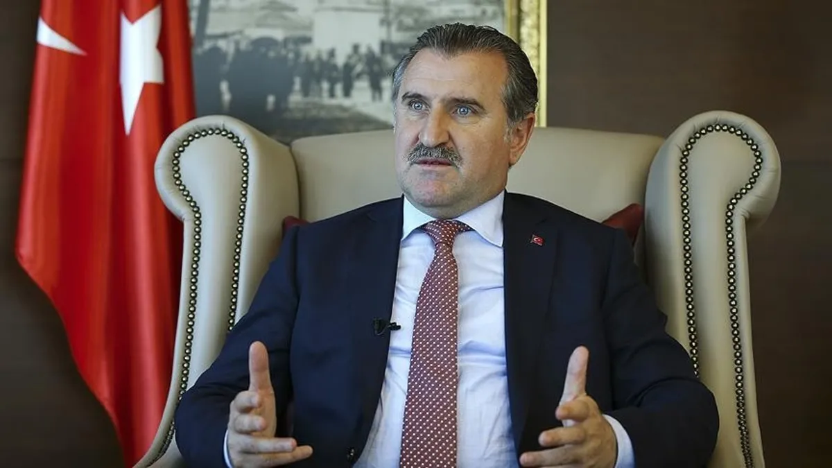 Bakan Bak Filenin Sultanları'nı tebrik etti